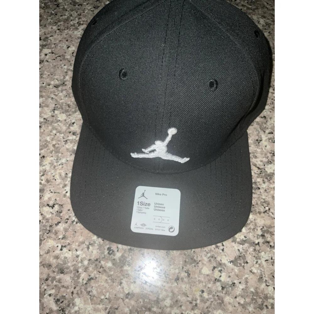 Air Jordan Hat Mens Jumpman Pro Snapback Embroidered Logo Black White